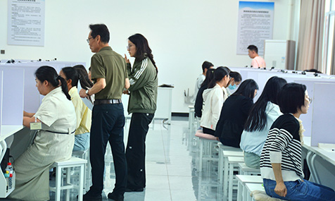 玉溪市举办中考评卷现场开放日活动