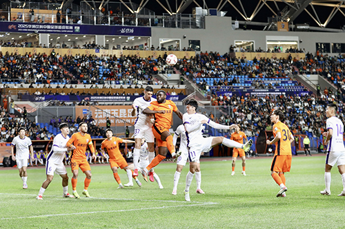 云南玉昆2∶0胜天津津门虎.jpg 云南玉昆2∶0胜天津津门虎.jpg