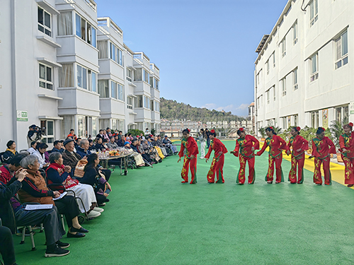 养老中心欢乐多.jpg 养老中心欢乐多.jpg