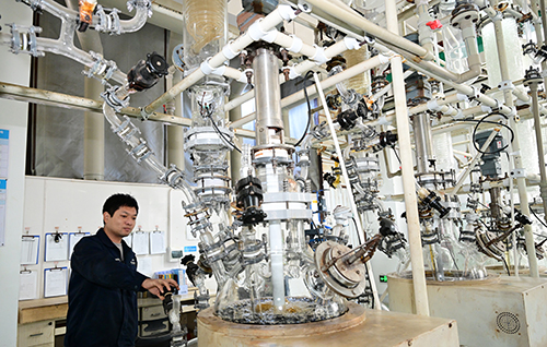 弘盛铂业:技术研发赋能产业发展.jpg 弘盛铂业:技术研发赋能产业发展.jpg